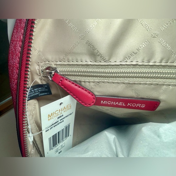 Michael Kors Rhea backpack - Picture 6 of 9